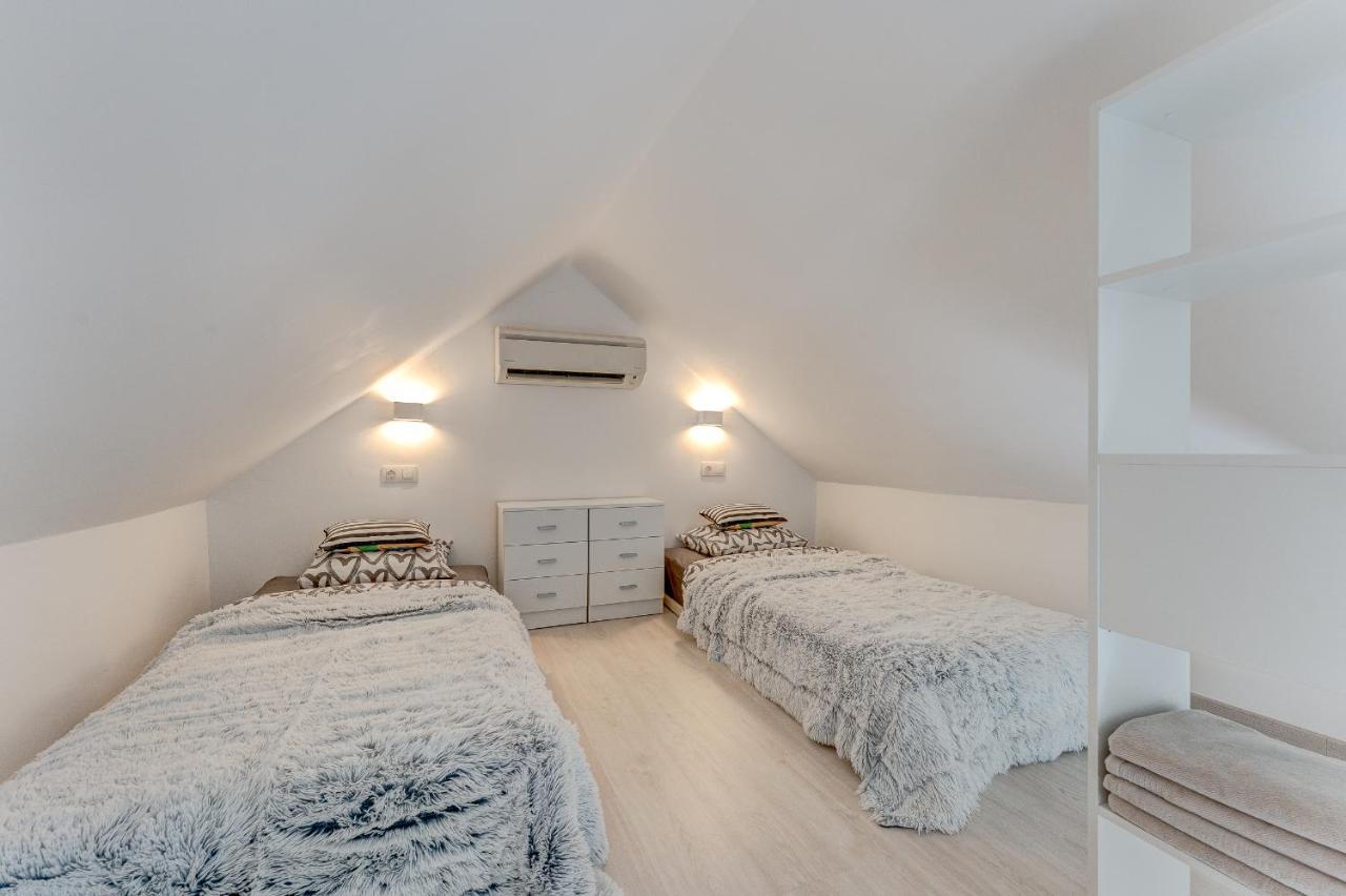 Yucca Park Apartment 아데제 외부 사진