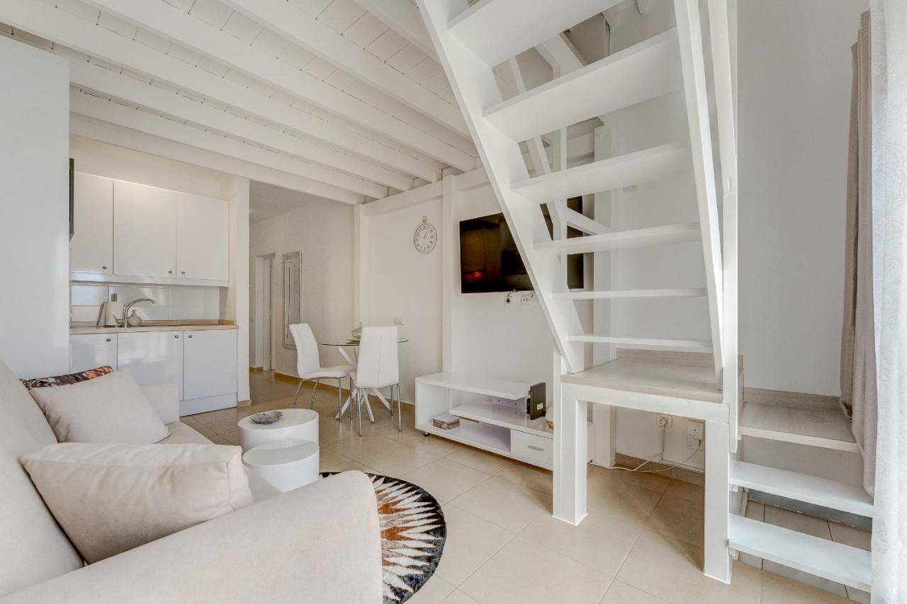 Yucca Park Apartment 아데제 외부 사진